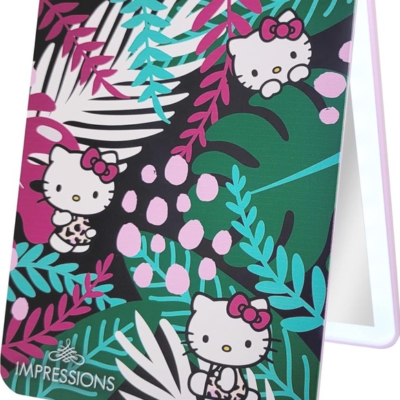 Hello Kitty makeup mirror - Picture 3 of 9